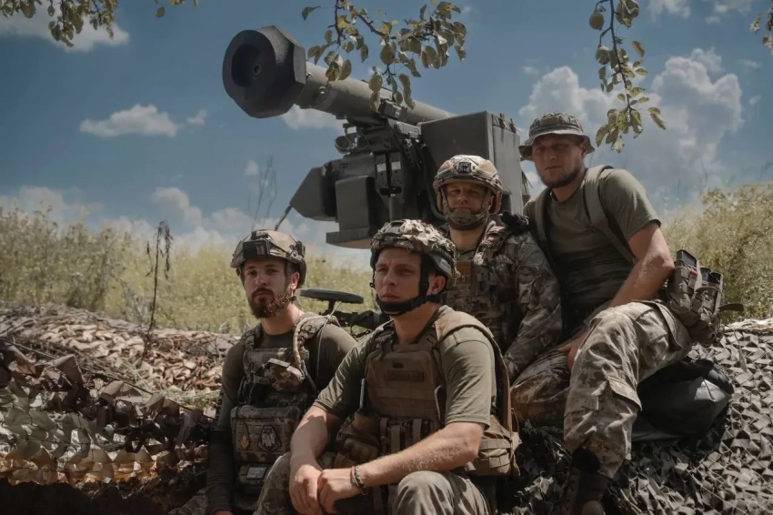 Противник сумел вернуть контроль над участком дороги Доброполье-Краматорск